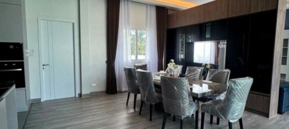 5 chambres house à vendre à Pattaya, Chonburi, Eastern Thailand, Thailand № 61439 12