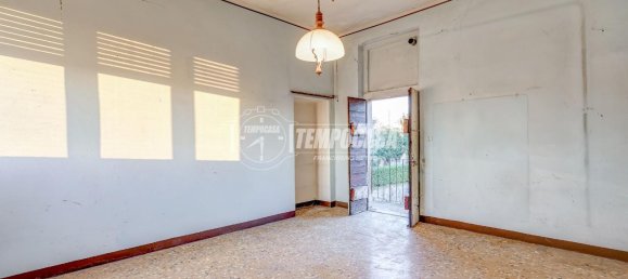 Вилла с 4 комнатами в Кастано Примо, Италия № 66806 21