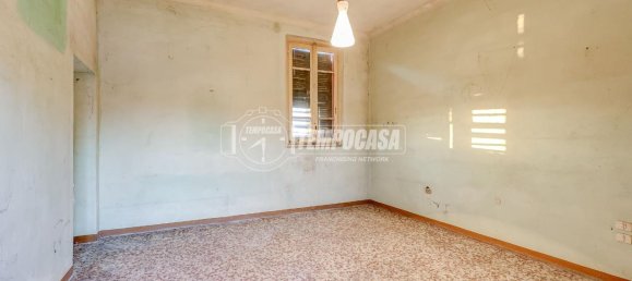 Вилла с 4 комнатами в Кастано Примо, Италия № 66806 16