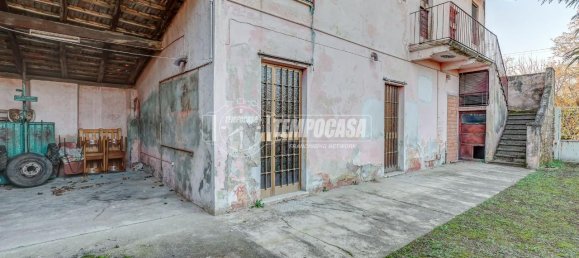 Вилла с 4 комнатами в Кастано Примо, Италия № 66806 29