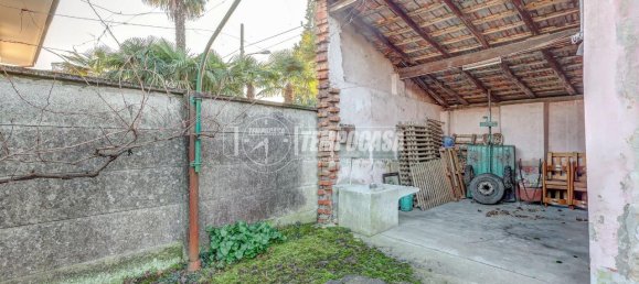 Вилла с 4 комнатами в Кастано Примо, Италия № 66806 28