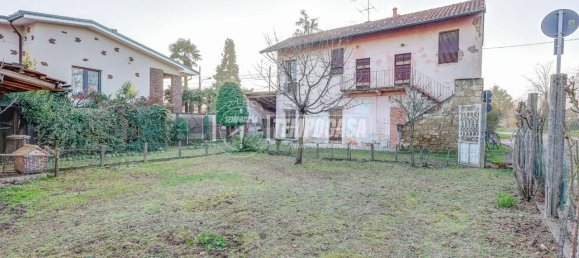 Вилла с 4 комнатами в Кастано Примо, Италия № 66806 27