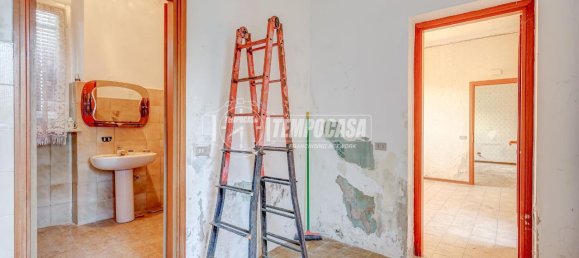 Вилла с 4 комнатами в Кастано Примо, Италия № 66806 13