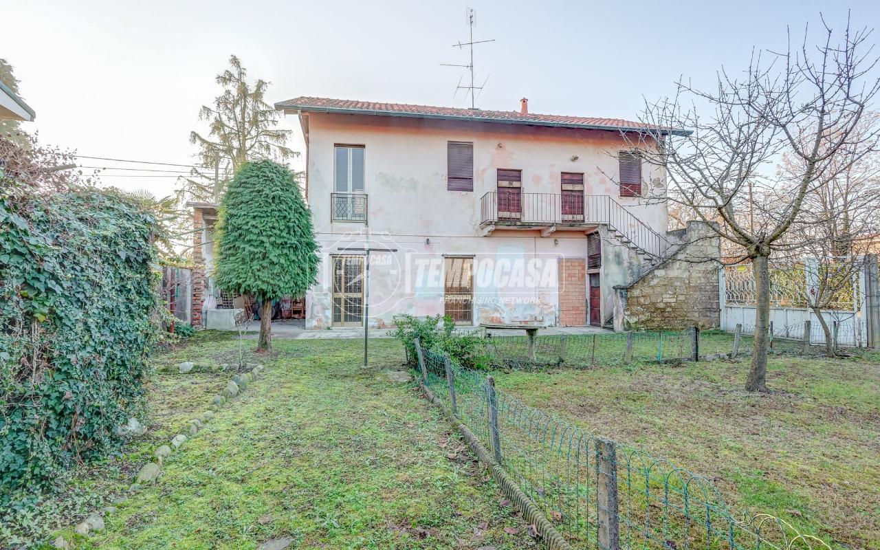 Вилла с 4 комнатами в Кастано Примо, Италия № 66806