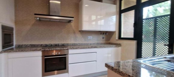 4 Schlafzimmer Haus in Quarteira, Portugal, Nr. 131444 22