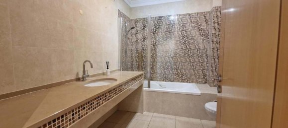 4 Schlafzimmer Haus in Quarteira, Portugal, Nr. 131444 23