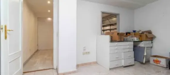 85m² Commercial property in Collado Villalba, Spain No. 80612 7