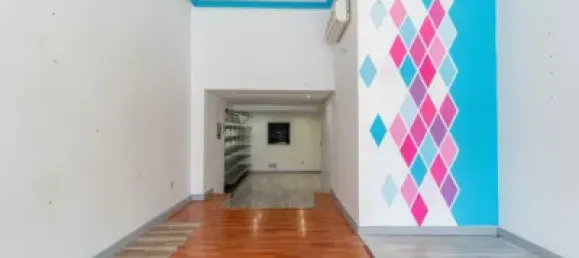 85m² Commercial property in Collado Villalba, Spain No. 80612 2