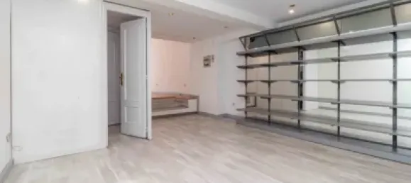 85m² Commercial property in Collado Villalba, Spain No. 80612 8