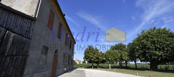4 Schlafzimmer Villa in Ravenna, Italy, Nr. 275701 5
