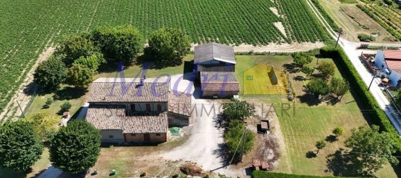 4 Schlafzimmer Villa in Ravenna, Italy, Nr. 275701 2