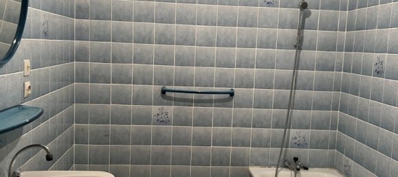 Casa de 3 dormitorios en Joue-les-Tours, France No. 71049 5