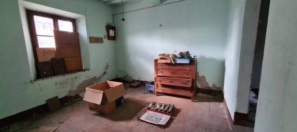 Studio in Vicopisano, Italy No. 84222 29