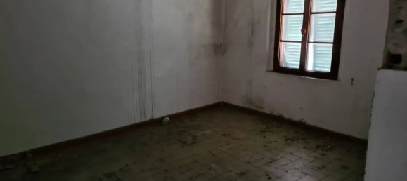 Studio in Vicopisano, Italy No. 84222 17