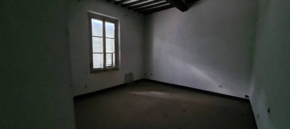 Studio in Vicopisano, Italy No. 84222 9