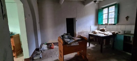 Studio in Vicopisano, Italy No. 84222 30