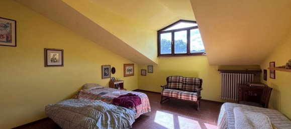 1200m² Building in Ferrere, Italy No. 345573 26