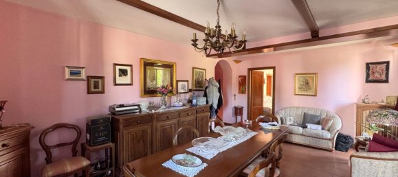 1200m² Building in Ferrere, Italy No. 345573 20