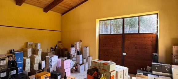 1200m² Building in Ferrere, Italy No. 345573 50