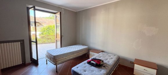 1200m² Building in Ferrere, Italy No. 345573 37