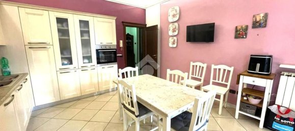 4 bedrooms Apartment in Portici, Italy No. 334783 5