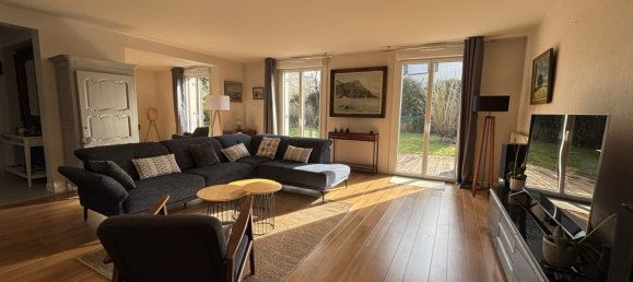 Villa de 5 dormitorios en Bruz, France No. 259432 6