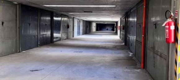 23m² Garage in Bresso, Italy No. 324271 5