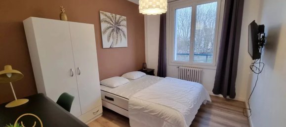 3 bedrooms Apartment in Troyes, France No. 217975 13