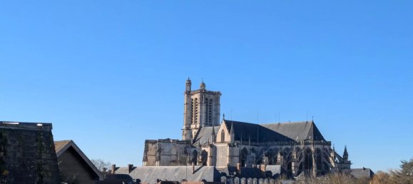 3 bedrooms Apartment in Troyes, France No. 217975 6