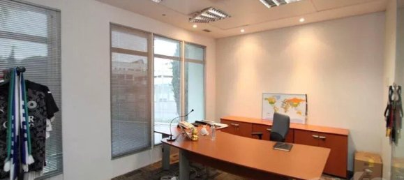 102m² Commercial property in Lisbon, Portugal No. 264562 10