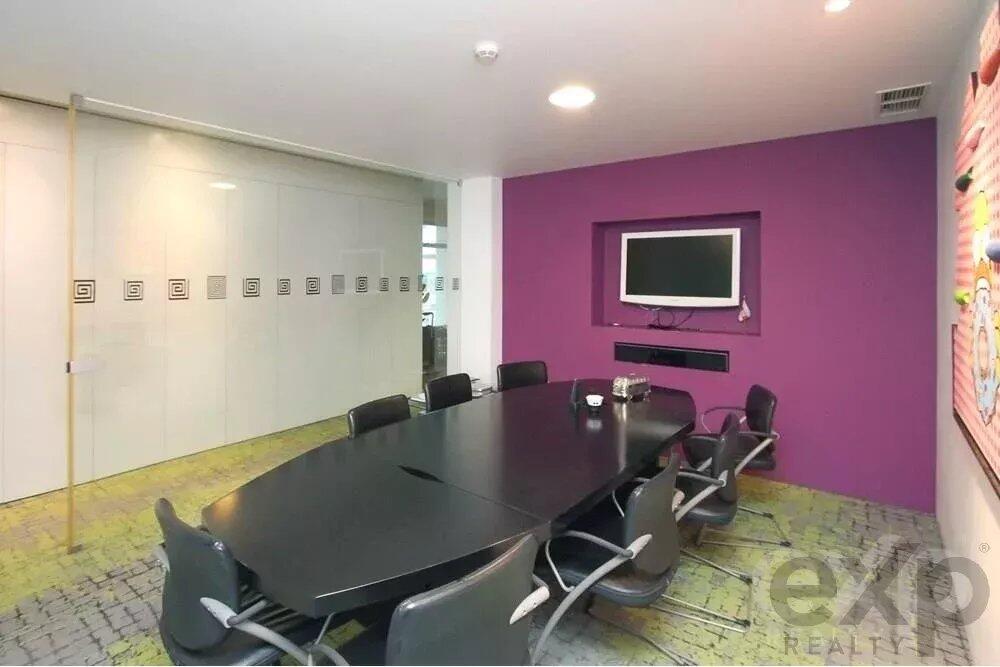 Gewerbliche Immobilie in Lisbon, Portugal 102m², Nr. 264562