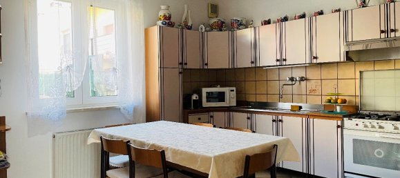 Studio in Udine, Italy No. 165586 7