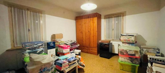 Studio in Udine, Italy No. 165586 3