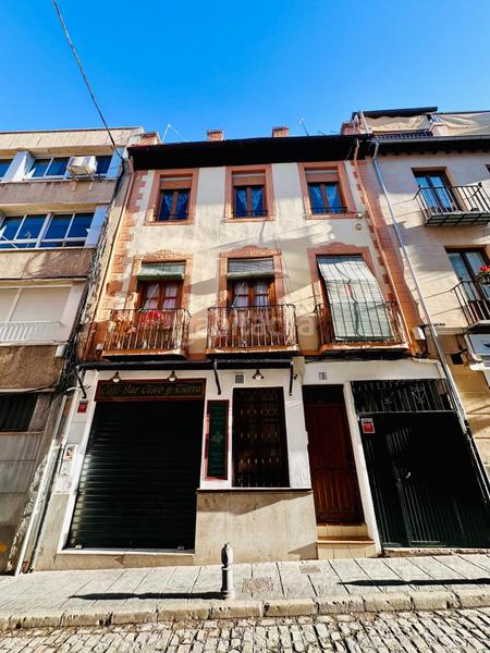 265m² Building in Granada, Spain No. 194441