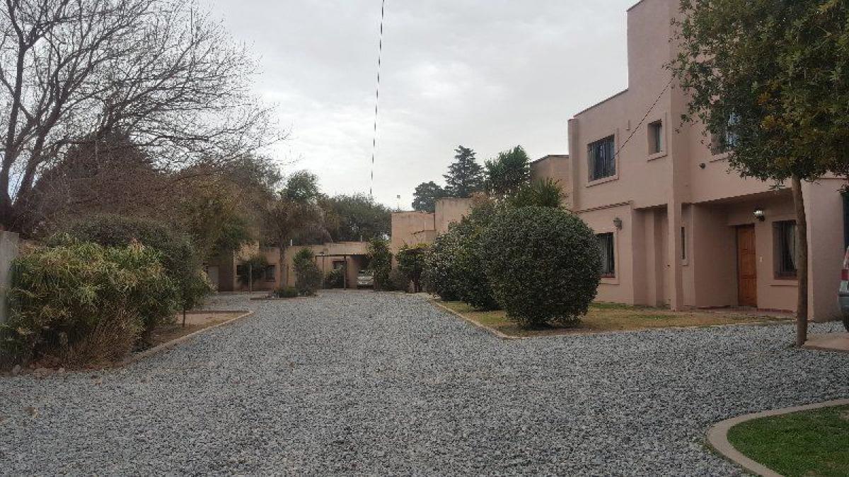 3 bedrooms House in Cordoba, Argentina No. 51372