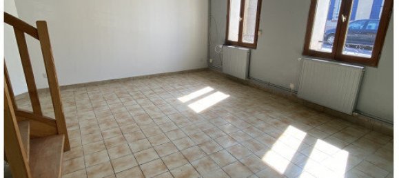 2 bedrooms House in Abbeville, France No. 89110 4