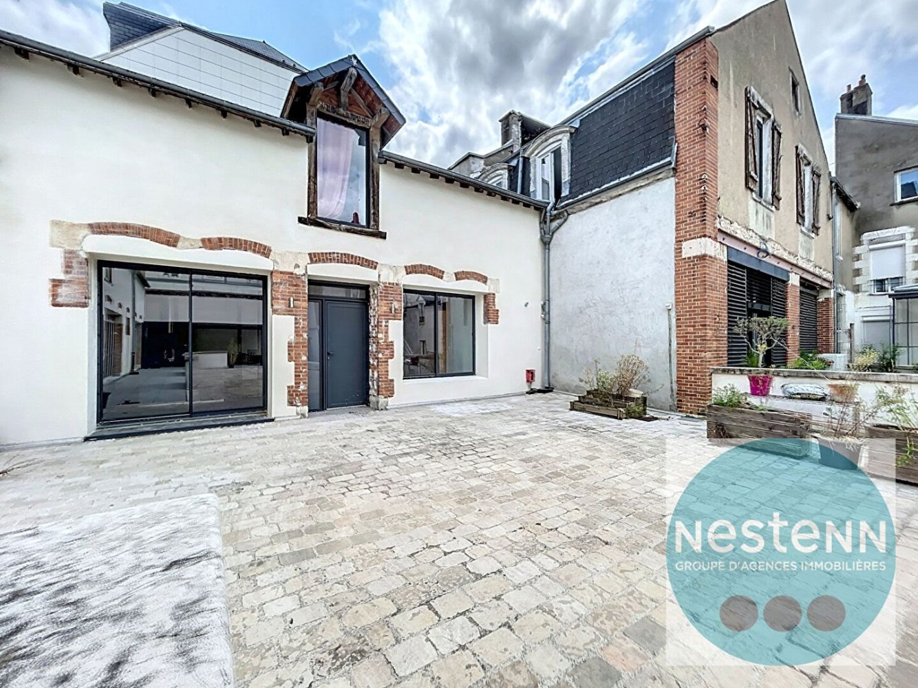 4 Schlafzimmer Haus in Orleans, France, Nr. 273917