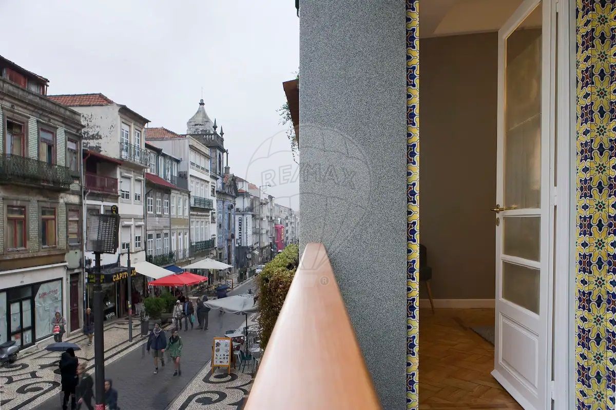 9 Schlafzimmer Gebäude in Porto, Portugal, Nr. 135107