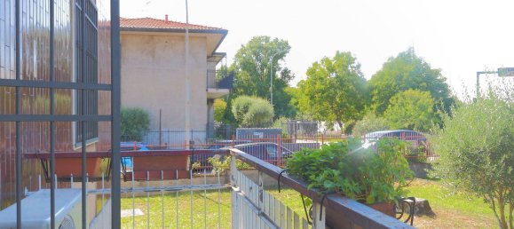 2 bedrooms Apartment in Garbagnate Milanese, Italy No. 290796 5