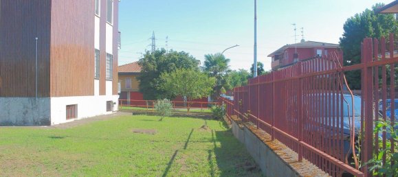 2 bedrooms Apartment in Garbagnate Milanese, Italy No. 290796 22