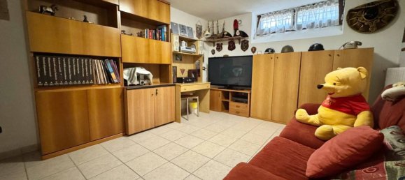 2 bedrooms Villa in Desio, Italy No. 181600 4