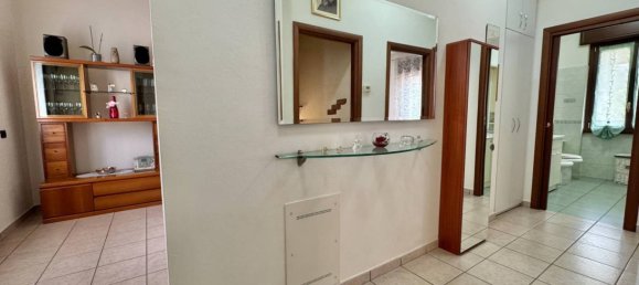 2 bedrooms Villa in Desio, Italy No. 181600 30