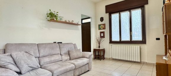 2 bedrooms Villa in Desio, Italy No. 181600 16
