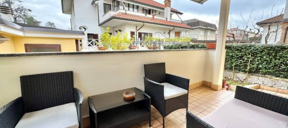 2 bedrooms Villa in Desio, Italy No. 181600 13