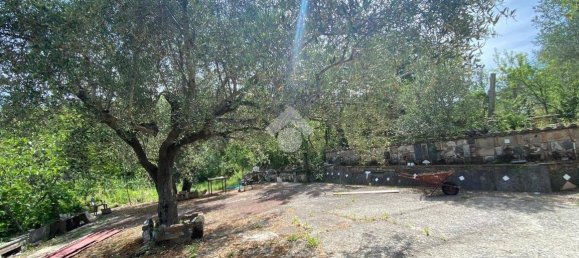 4 bedrooms Villa in Cervinara, Italy No. 77736 3