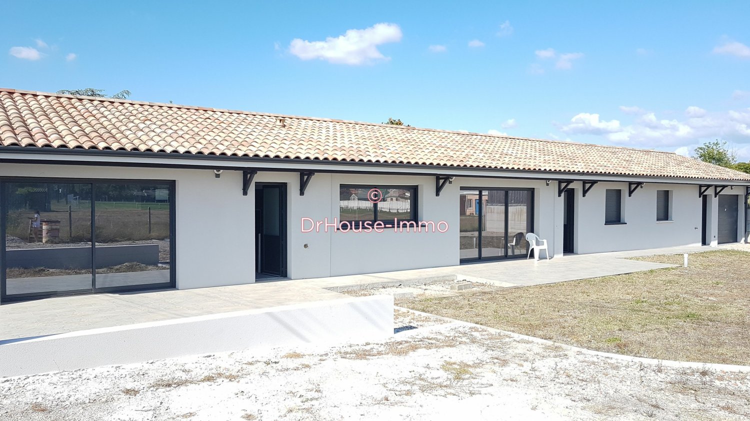 4 bedrooms House in Lamarque, France No. 278696