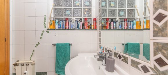 3 rooms Apartment in Rome, Italy No. 277560 20