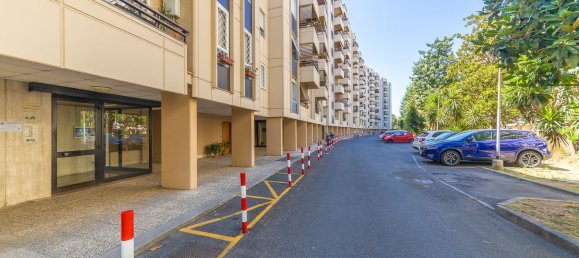 3 rooms Apartment in Rome, Italy No. 277560 2