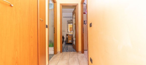 3 rooms Apartment in Rome, Italy No. 277560 13