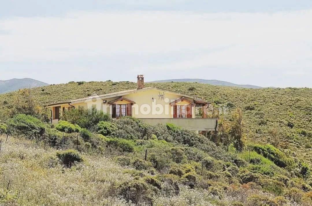 3 bedrooms Villa in Sardinia, Italy No. 379881